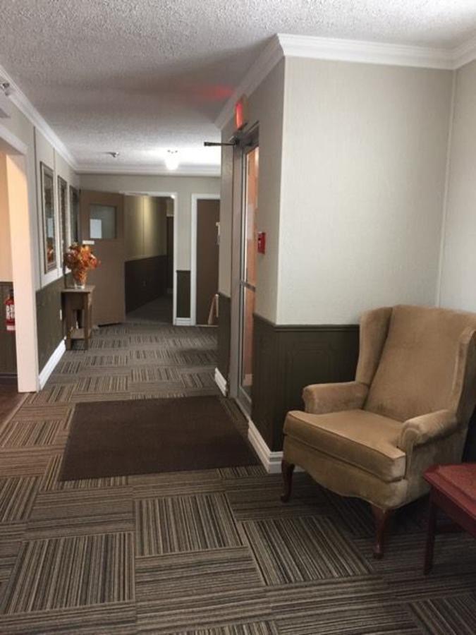 Seaport Inn Port Union Luaran gambar